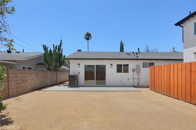 7950 Sausalito Avenue, West Hills, CA 91304
