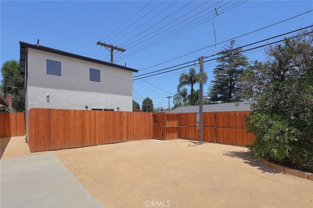 7950 Sausalito Avenue, West Hills, CA 91304