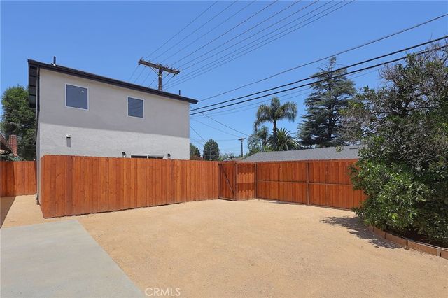 7950 Sausalito Avenue, West Hills, CA 91304