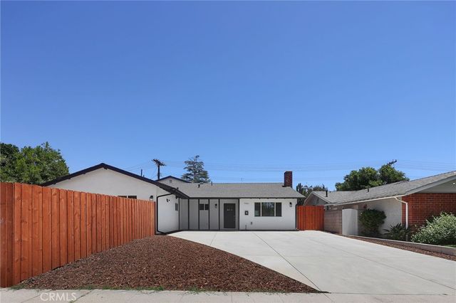 7950 Sausalito Avenue, West Hills, CA 91304