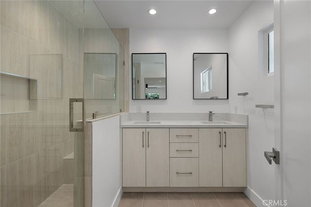 7950 Sausalito Avenue, West Hills, CA 91304