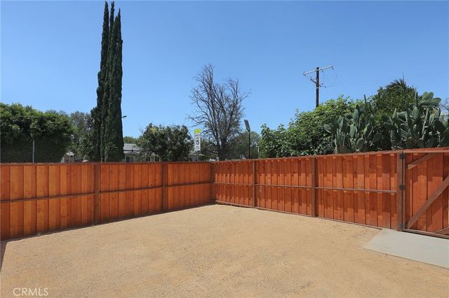7950 Sausalito Avenue, West Hills, CA 91304