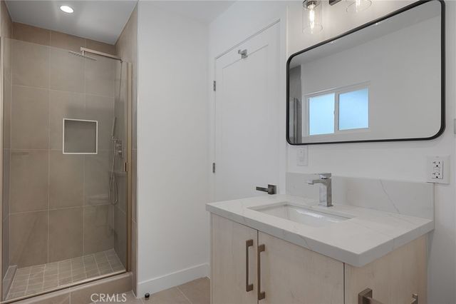 7950 Sausalito Avenue, West Hills, CA 91304