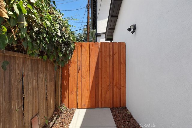7950 Sausalito Avenue, West Hills, CA 91304