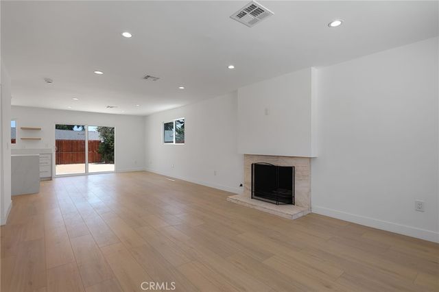 7950 Sausalito Avenue, West Hills, CA 91304