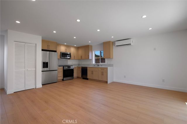 7950 Sausalito Avenue, West Hills, CA 91304