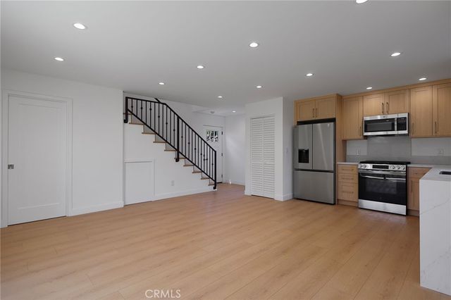 7950 Sausalito Avenue, West Hills, CA 91304