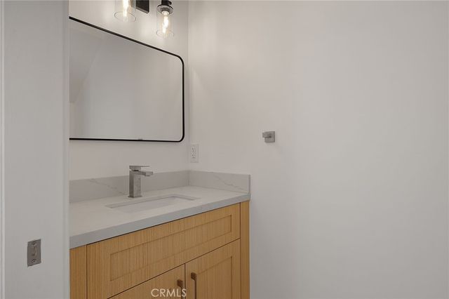 7950 Sausalito Avenue, West Hills, CA 91304