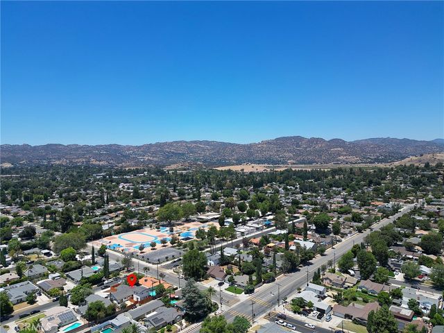 7950 Sausalito Avenue, West Hills, CA 91304