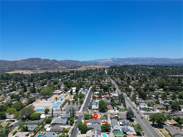 7950 Sausalito Avenue, West Hills, CA 91304