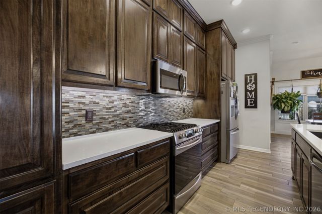 26498 Columbia Crest Drive, Claremore, OK 74019