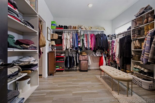 26498 Columbia Crest Drive, Claremore, OK 74019