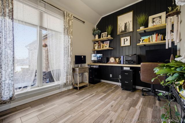 26498 Columbia Crest Drive, Claremore, OK 74019