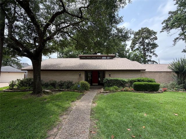 16719 Mandeville Court, Spring, TX 77379