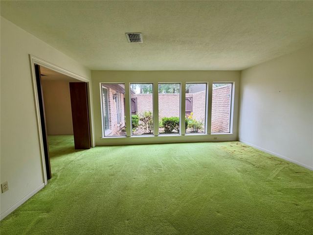16719 Mandeville Court, Spring, TX 77379