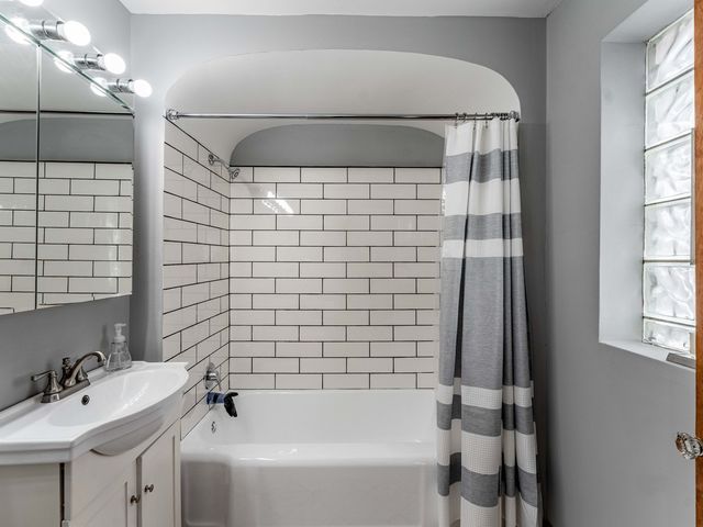 3519 Ridgeland Avenue, Berwyn, IL 60402