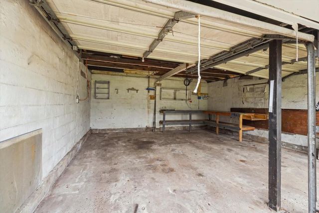 675 E BAY AVENUE, Eagle Lake, FL 33839