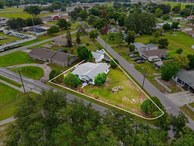 675 E BAY AVENUE, Eagle Lake, FL 33839
