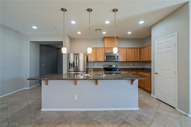 173 Tuscan Shadow Street, Henderson, NV 89012