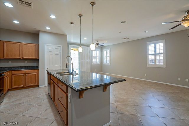 173 Tuscan Shadow Street, Henderson, NV 89012