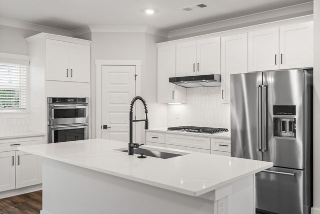 613 Silver Trace, White House, TN 37188