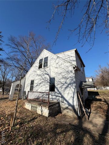 1434 1st Avenue, Fairview Heights, IL 62208