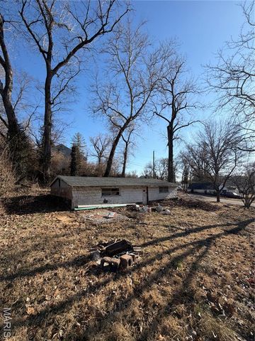 1434 1st Avenue, Fairview Heights, IL 62208