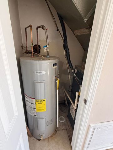 1614 Eastern Ave NE 1614, Roanoke, VA 24012