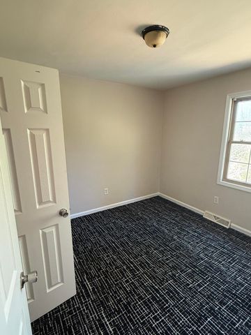 1614 Eastern Ave NE 1614, Roanoke, VA 24012