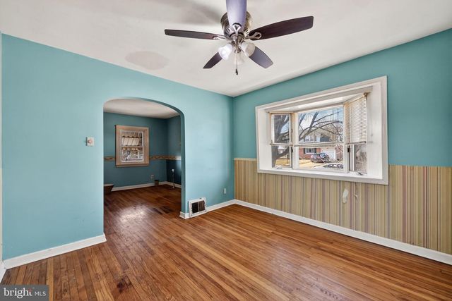 1212 MEADOW RD, Woodlyn, PA 19094