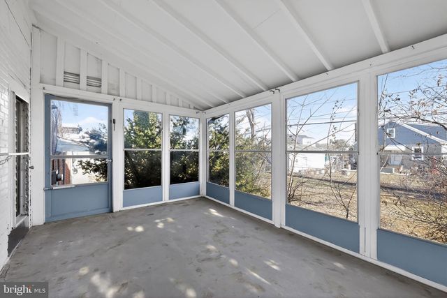 1212 MEADOW RD, Woodlyn, PA 19094