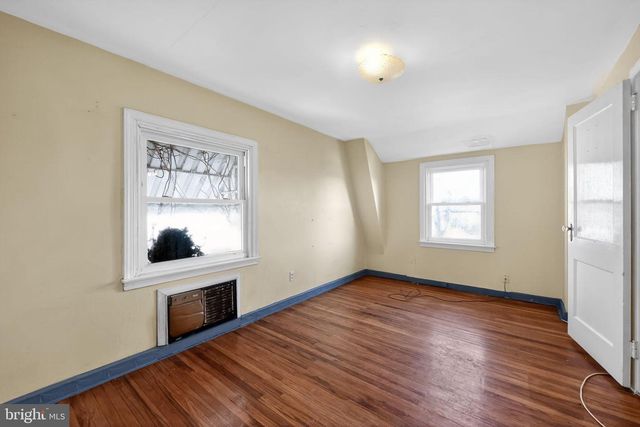 1212 MEADOW RD, Woodlyn, PA 19094