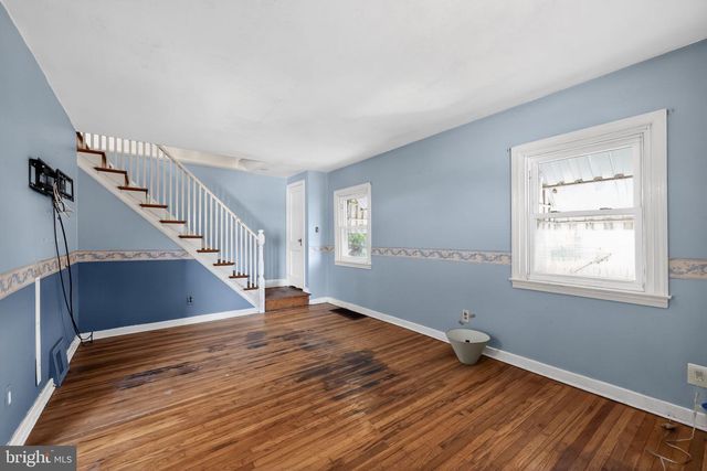 1212 MEADOW RD, Woodlyn, PA 19094