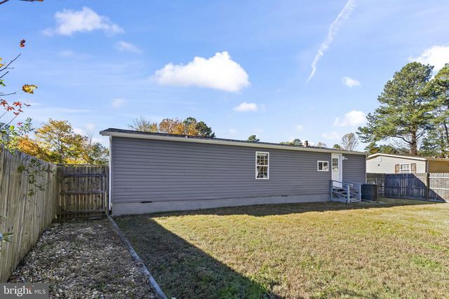 21488 FOREST RUN DR, Lexington Park, MD 20653