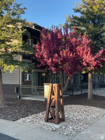 2245 SIDEWINDER DR #500, Park City, UT 84060