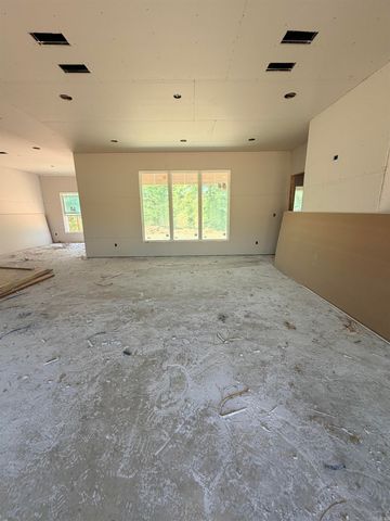 57 Charleston Place, Benton, AR 72019
