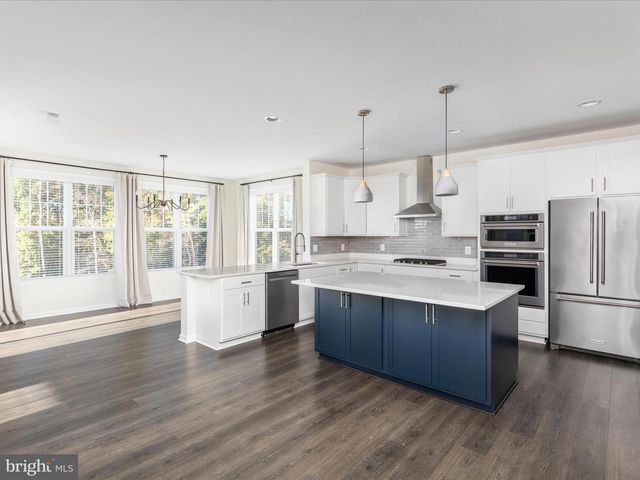 138 JEWEL BOX DR, Stephenson, VA 22656