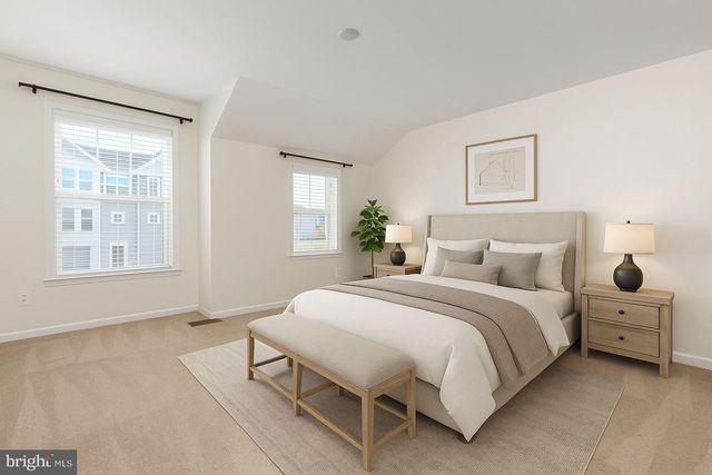 138 JEWEL BOX DR, Stephenson, VA 22656