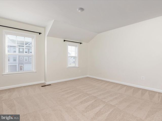 138 JEWEL BOX DR, Stephenson, VA 22656