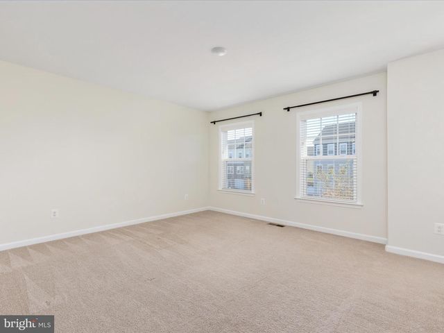 138 JEWEL BOX DR, Stephenson, VA 22656