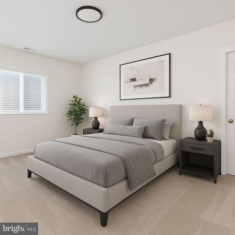 138 JEWEL BOX DR, Stephenson, VA 22656