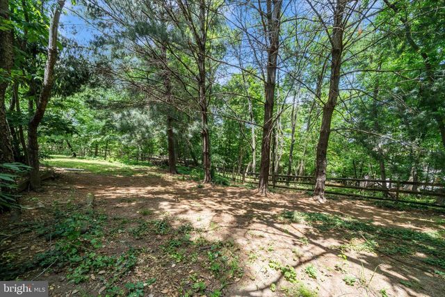 5521 WATERLOO RD, Ellicott City, MD 21043