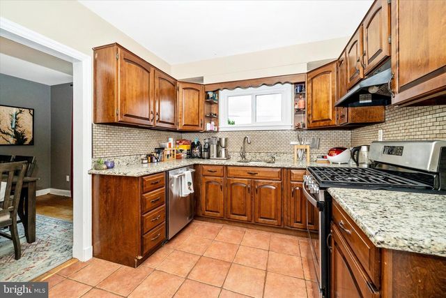 5521 WATERLOO RD, Ellicott City, MD 21043