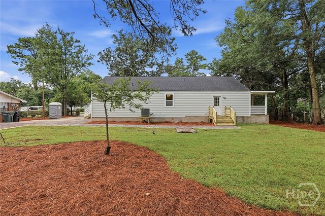 2156 New York Avenue, Savannah, GA 31404
