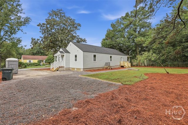2156 New York Avenue, Savannah, GA 31404