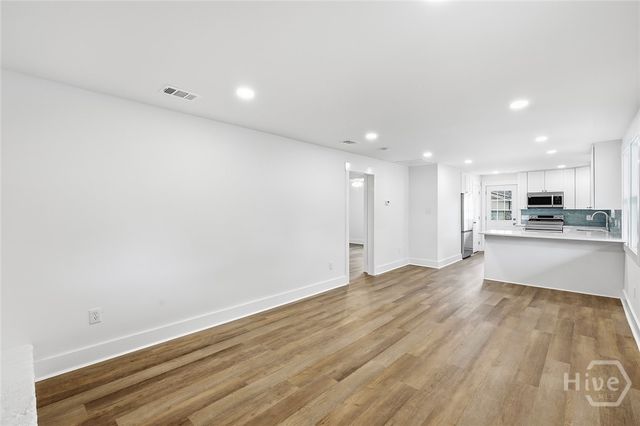 2156 New York Avenue, Savannah, GA 31404