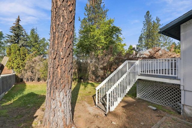 8405 N Colton St, Spokane, WA 99208