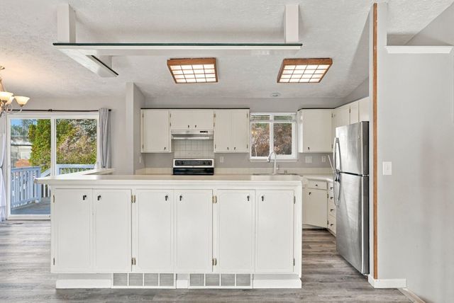 8405 N Colton St, Spokane, WA 99208
