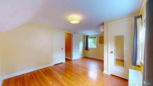 895 Hartford Turnpike, Hamden, CT 06517