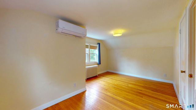 895 Hartford Turnpike, Hamden, CT 06517